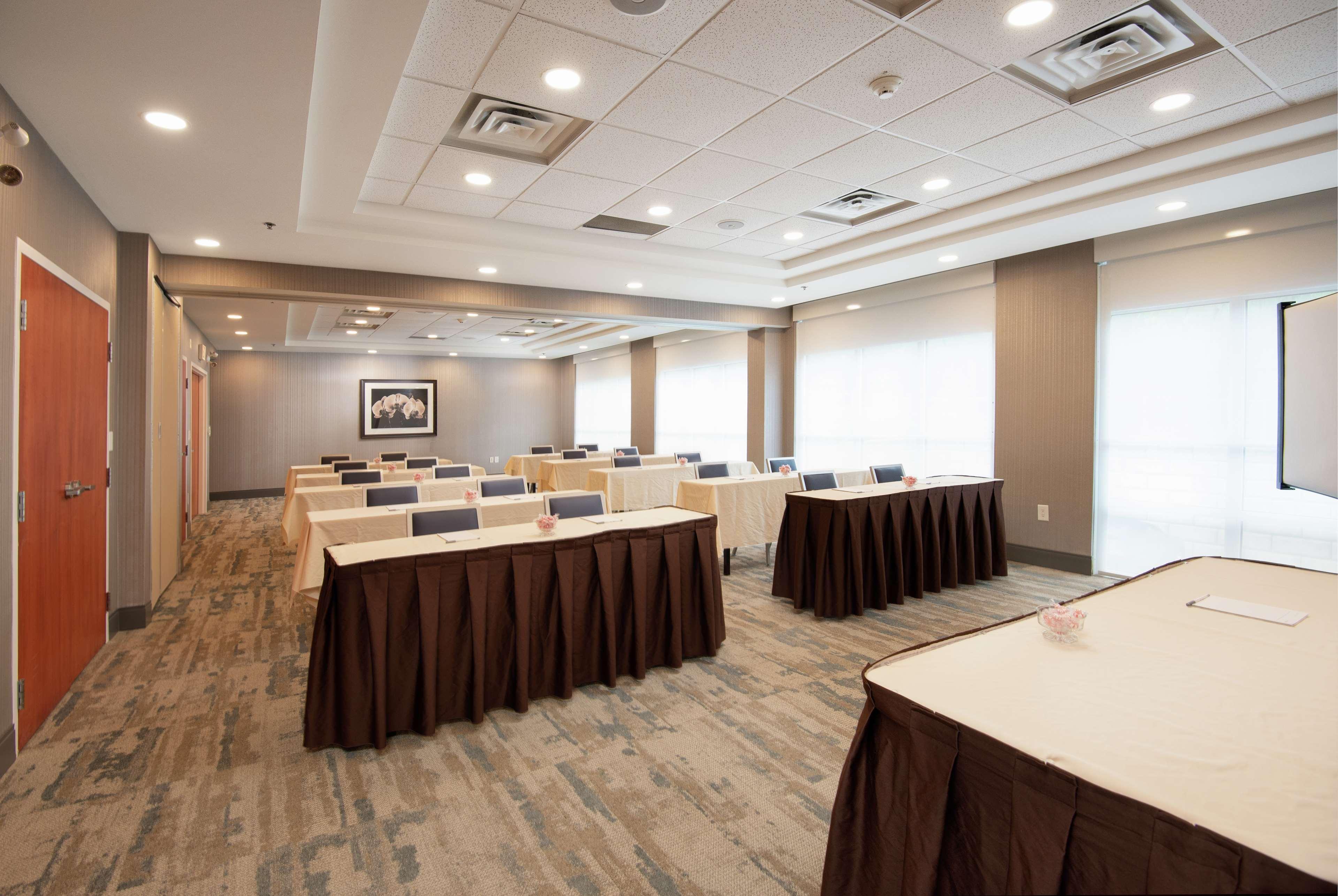 Hampton Inn & Suites By Hilton בארי מראה חיצוני תמונה