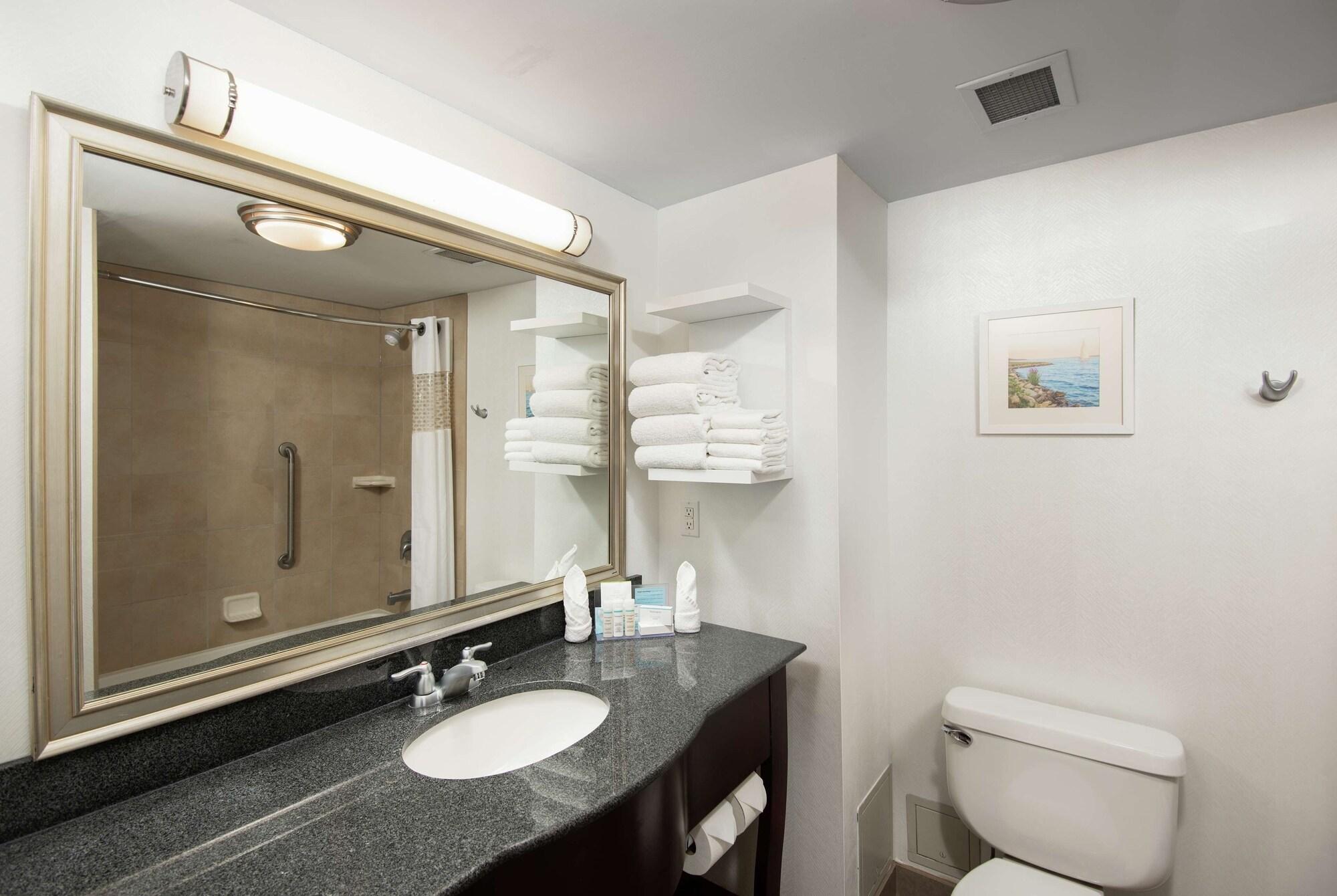 Hampton Inn & Suites By Hilton בארי מראה חיצוני תמונה