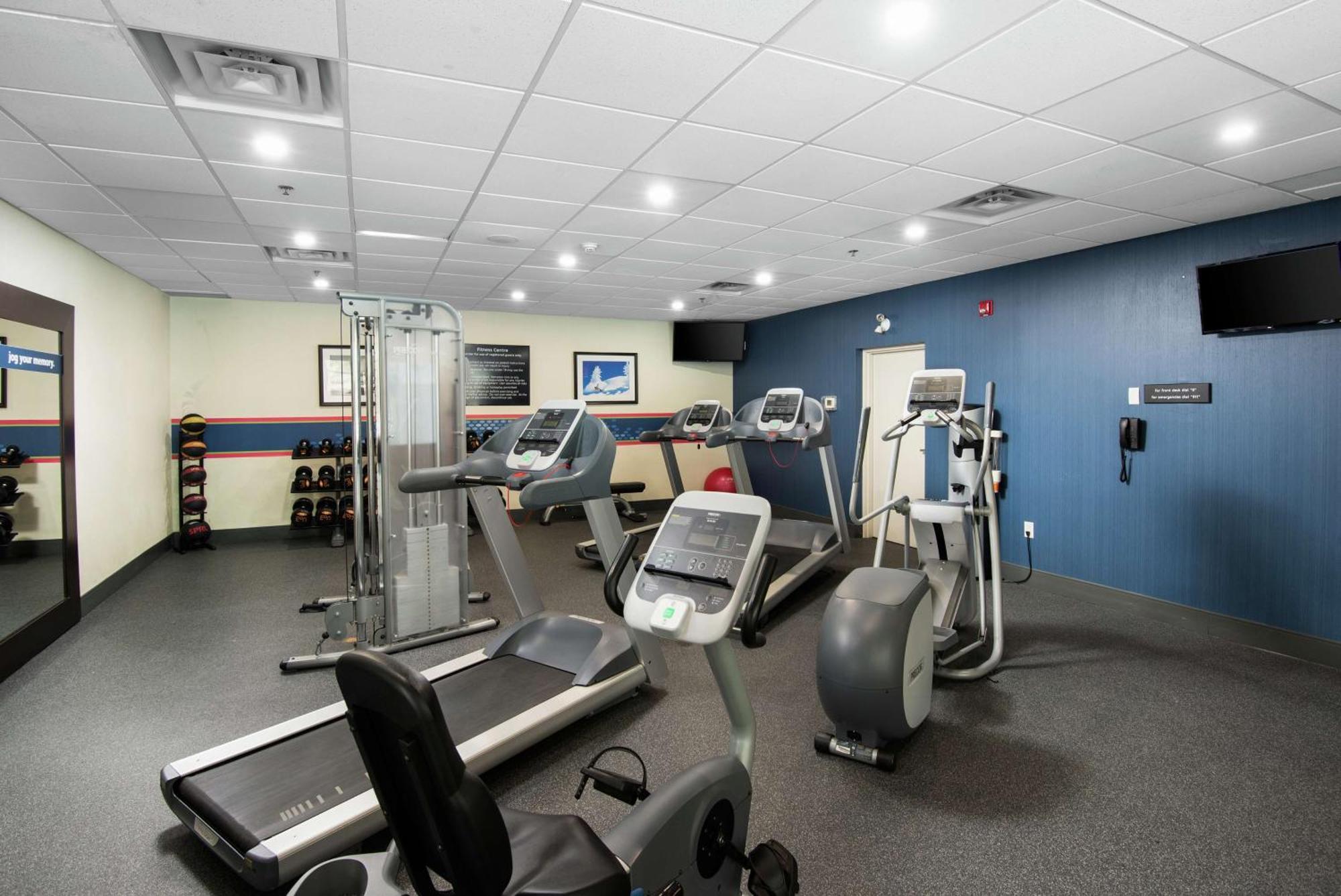 Hampton Inn & Suites By Hilton בארי מראה חיצוני תמונה