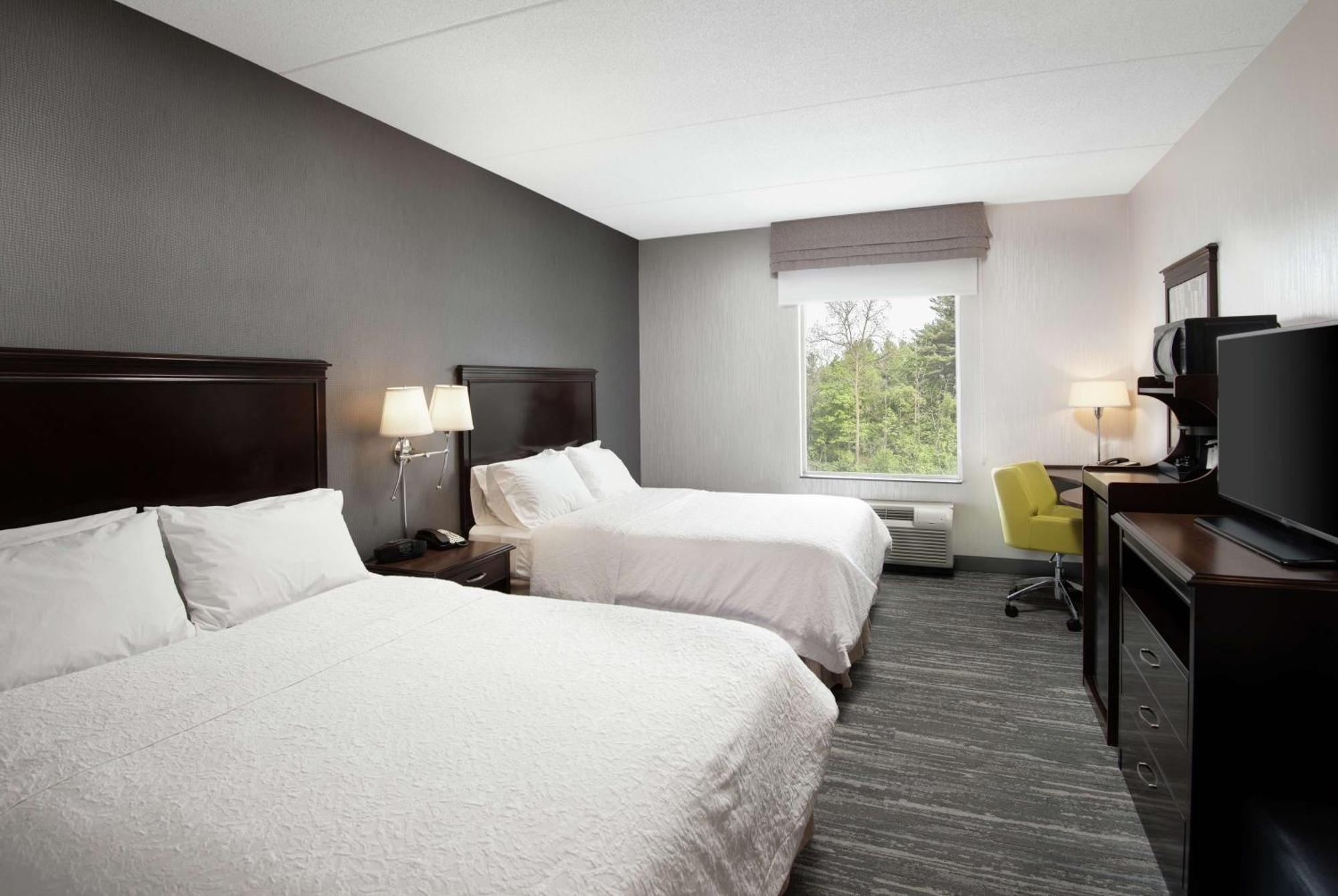 Hampton Inn & Suites By Hilton בארי מראה חיצוני תמונה