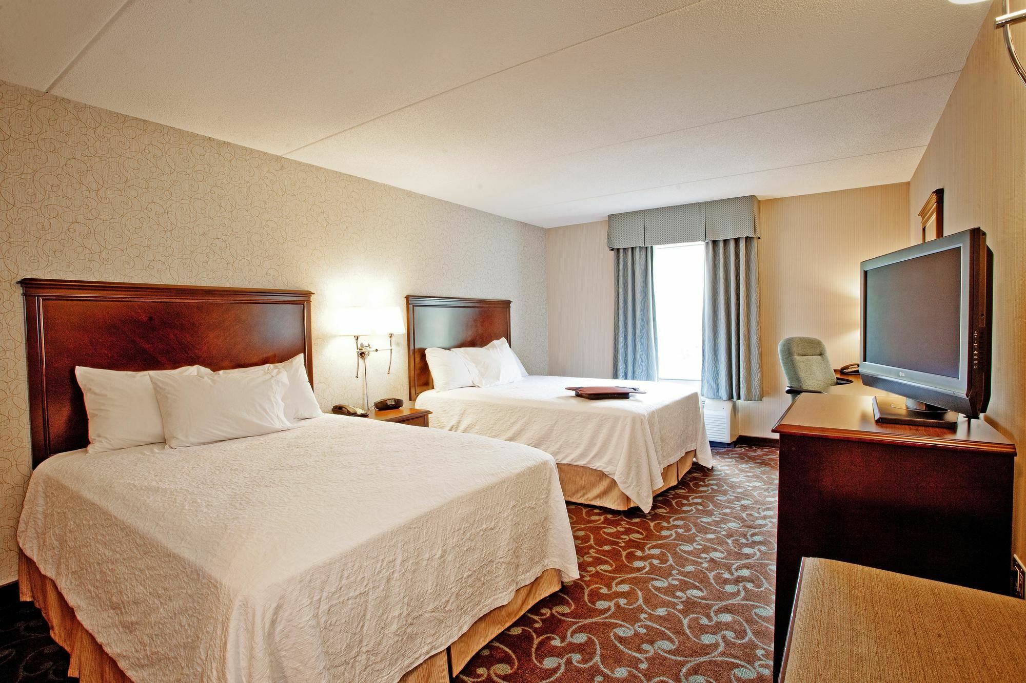 Hampton Inn & Suites By Hilton בארי מראה חיצוני תמונה